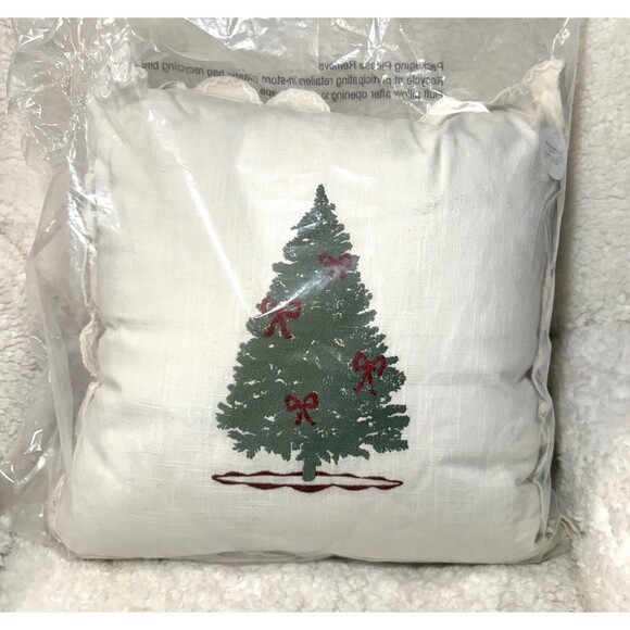 Threshold 20”x20” Embroidered Christmas Tree Holiday Scalloped Edge Throw Pillow - Picture 5 of 6
